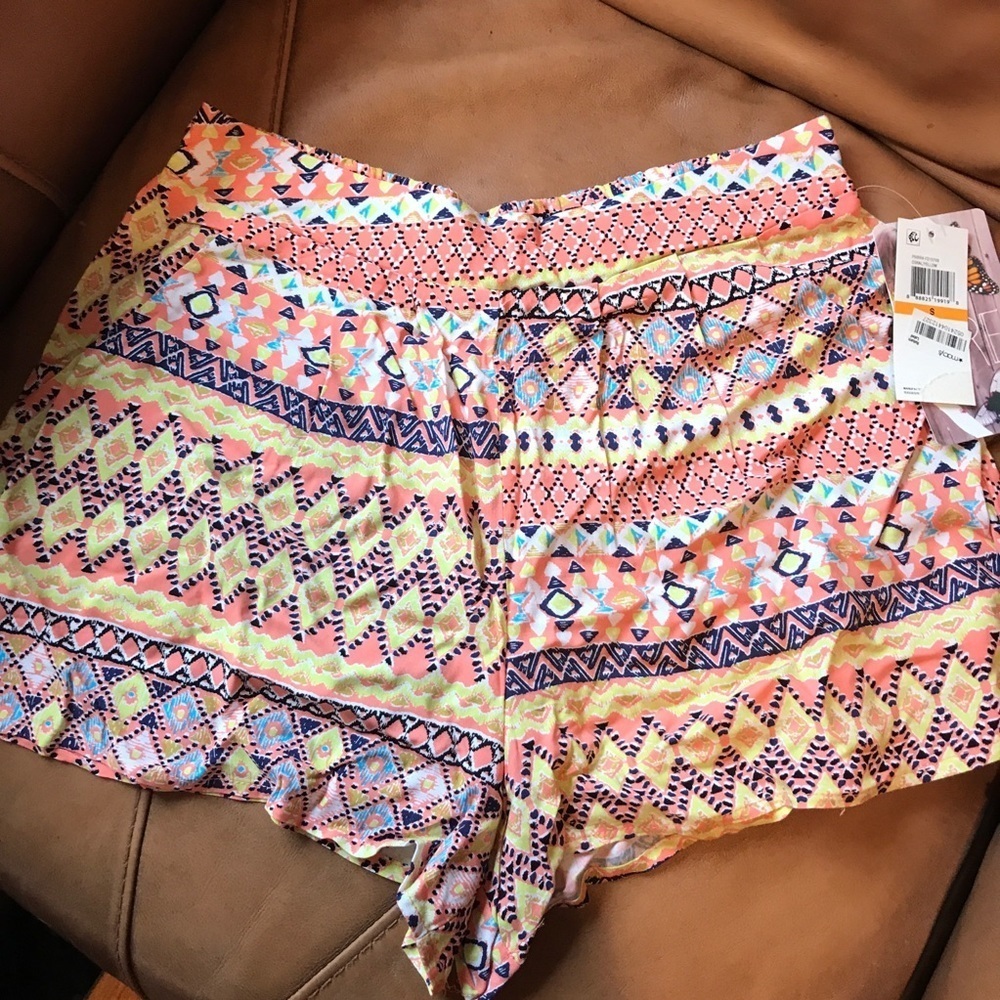 ☀️Love Fire Patterned Shorts